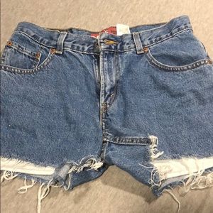 Vintage 550 Levi’s cutoffs